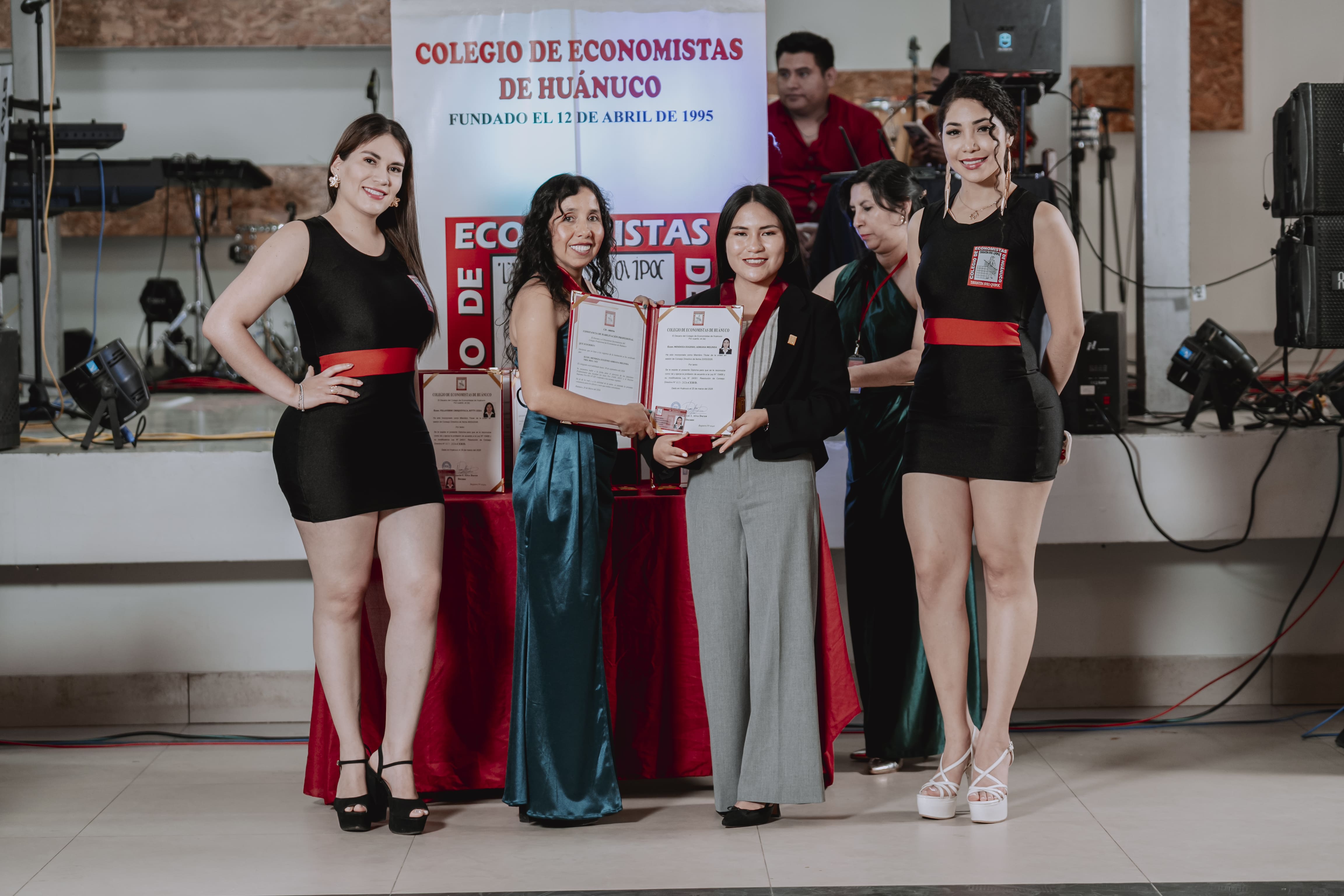 CEREMONIA DE JURAMENTACIÓN DE NUEVOS COLEGIADOS