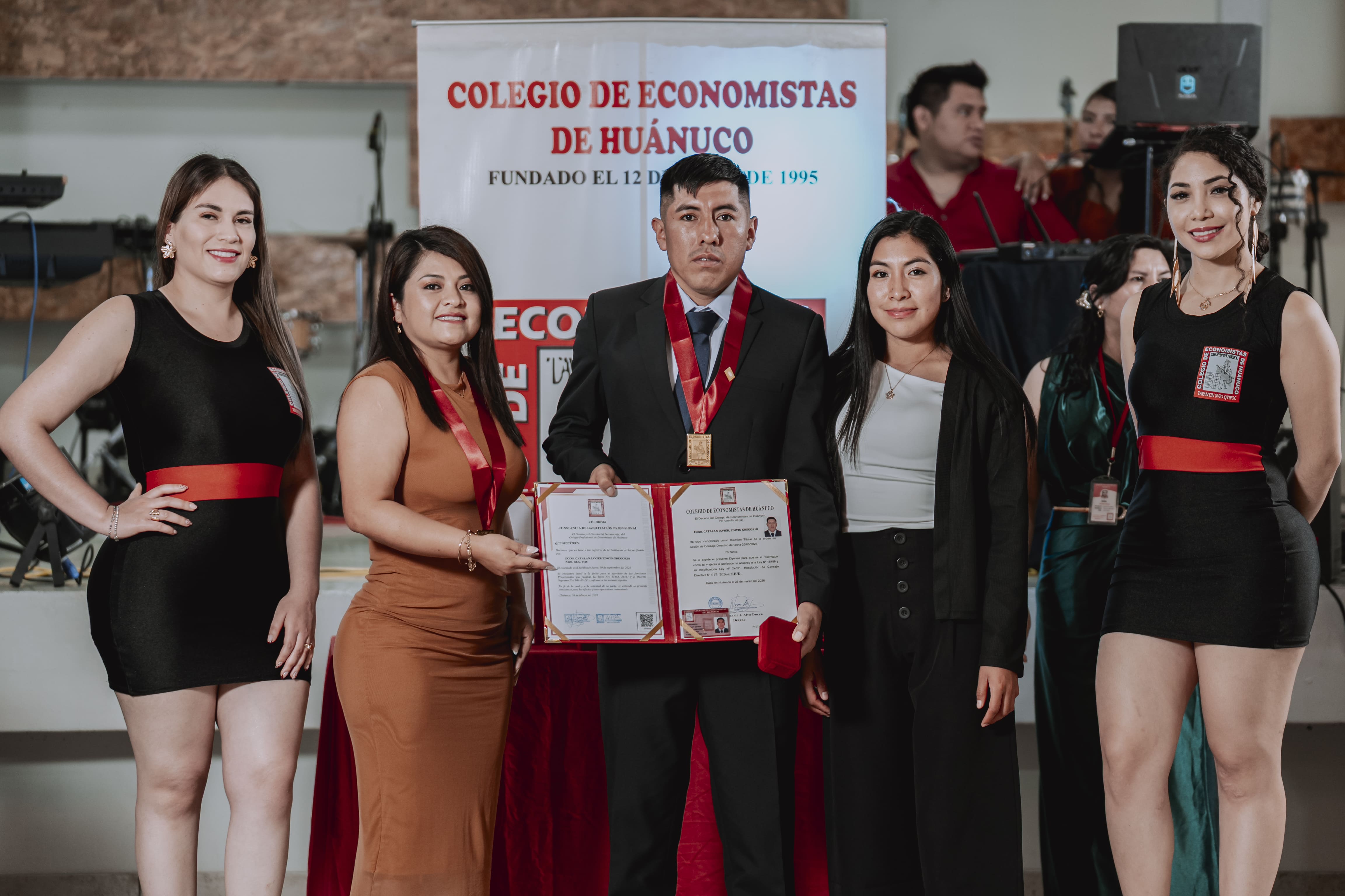 CEREMONIA DE JURAMENTACIÓN DE NUEVOS COLEGIADOS