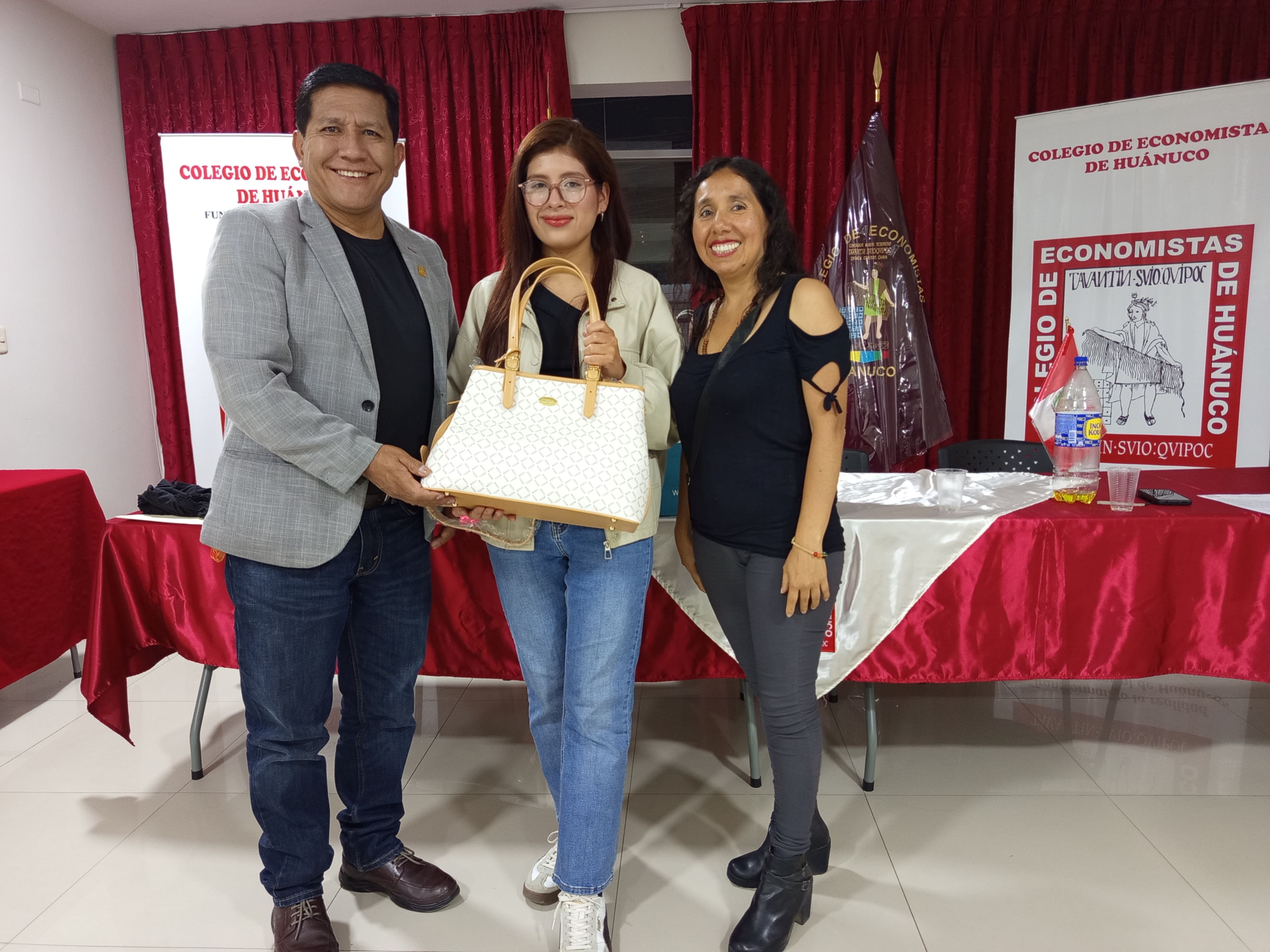 SORTEO POR EL DÍA DE LA MADRE ECONOMISTA