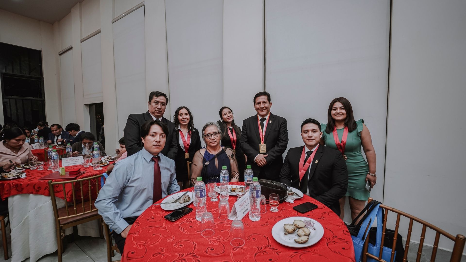 CEREMONIA DE COLEGIATURA: 26 ECONOMISTAS SE UNEN AL COLEGIO DE ECONOMISTAS DE HUANUCO